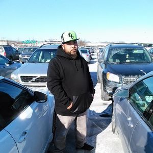 Meet your Posher, Ellis